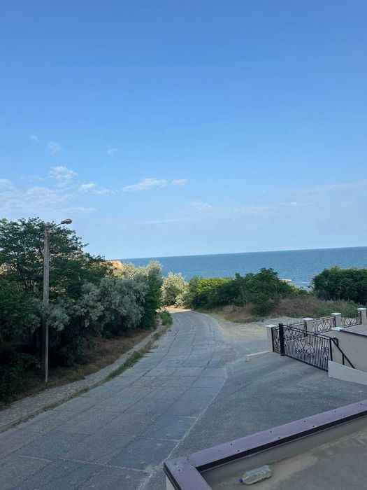 https://photo.capital.com.ua/foto_k/k55153650710.jpg