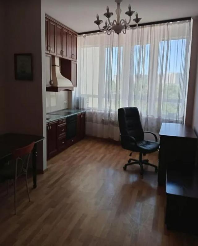 https://photo.capital.com.ua/foto_k/k55153655708.jpg