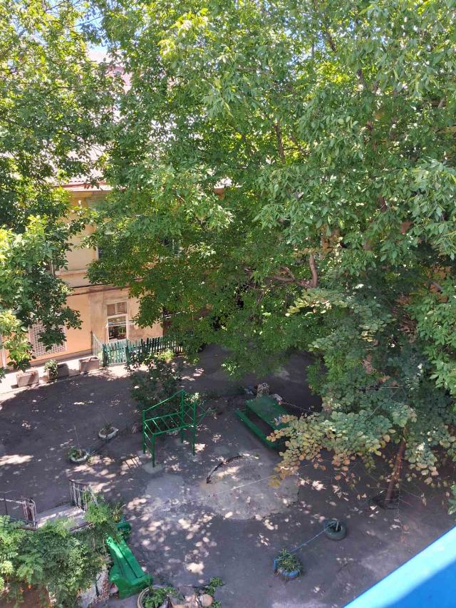 https://photo.capital.com.ua/foto_k/k55153659518.jpg