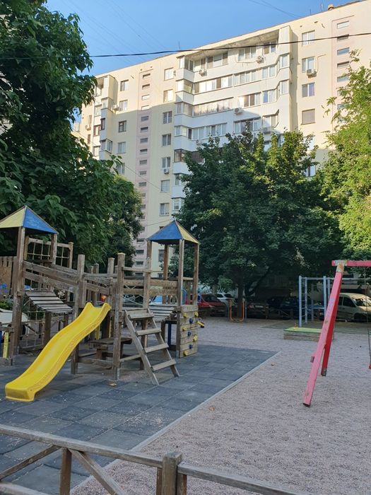https://photo.capital.com.ua/foto_k/k55153660815.jpg