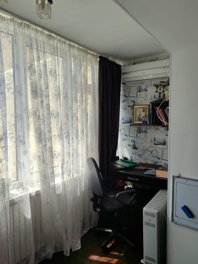 https://photo.capital.com.ua/foto_k/k55153664811.jpg