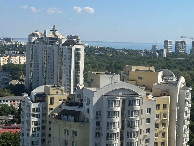 https://photo.capital.com.ua/foto_k/k55153665111.jpg