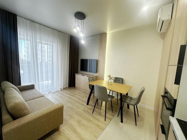 https://photo.capital.com.ua/foto_k/k55153666501.jpg