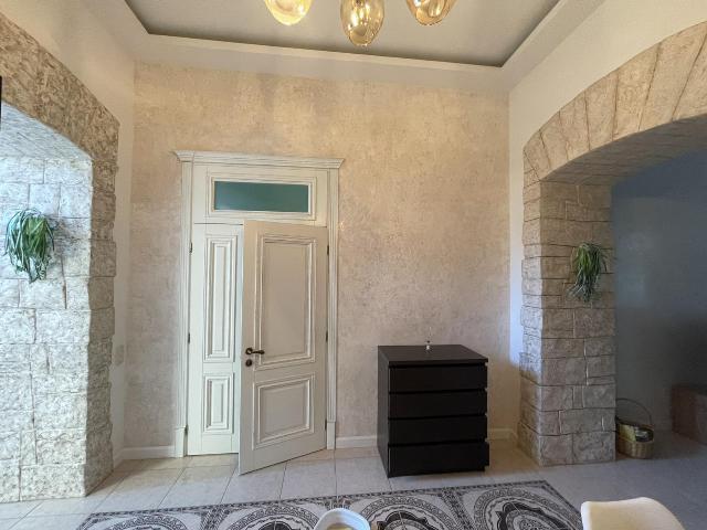 https://photo.capital.com.ua/foto_k/k55153669309.jpg