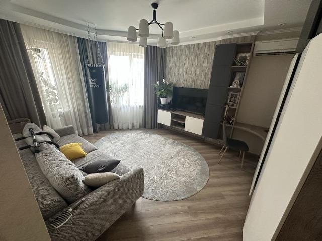 https://photo.capital.com.ua/foto_k/k55153677003.jpg