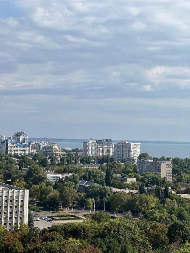 https://photo.capital.com.ua/foto_k/k55153679113.jpg