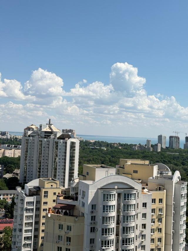 https://photo.capital.com.ua/foto_k/k55153738428.jpg