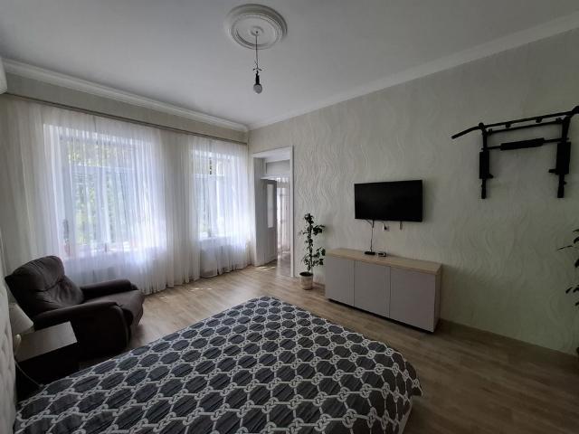 https://photo.capital.com.ua/foto_k/k55153757107.jpg