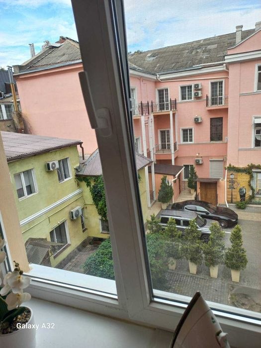 https://photo.capital.com.ua/foto_k/k55153767712.jpg