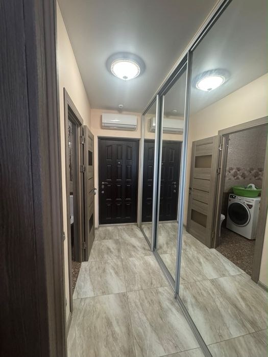 https://photo.capital.com.ua/foto_k/k55153768105.jpg
