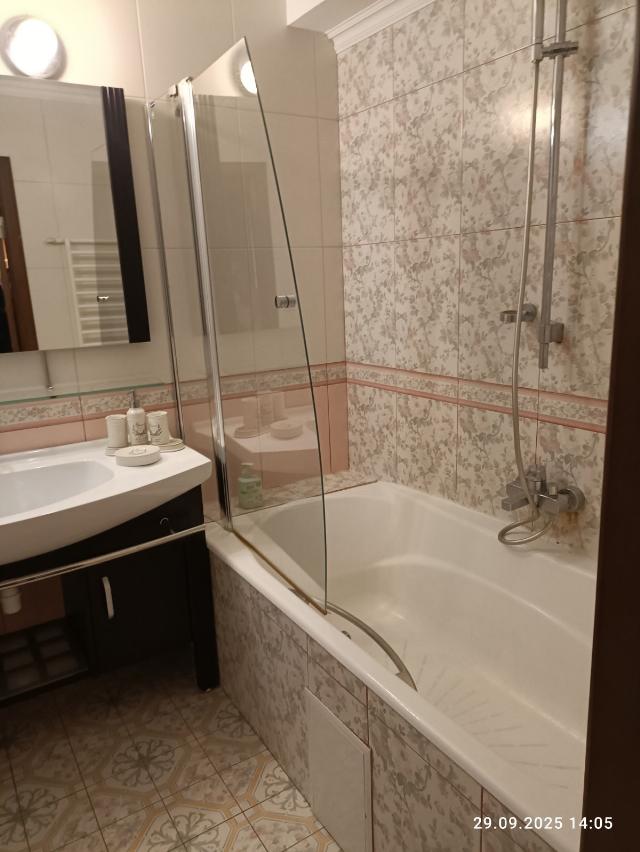 https://photo.capital.com.ua/foto_k/k55192029113.jpg