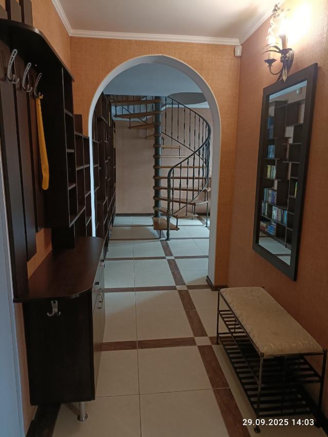 https://photo.capital.com.ua/foto_k/k55192029120.jpg