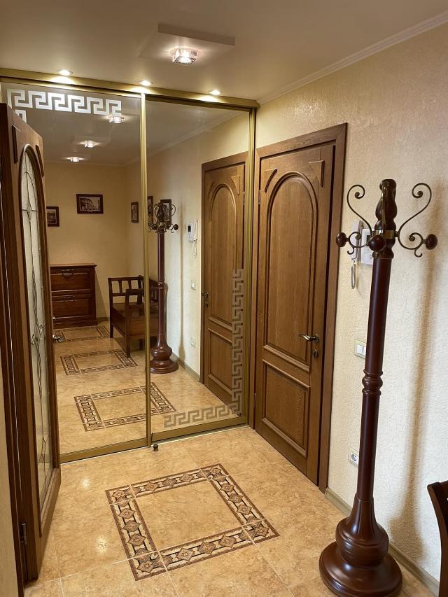 https://photo.capital.com.ua/foto_k/k55192034207.jpg