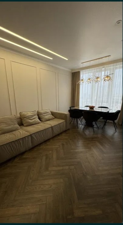 https://photo.capital.com.ua/foto_k/k5537569311.jpg
