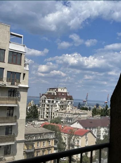 https://photo.capital.com.ua/foto_k/k5537569901.jpg